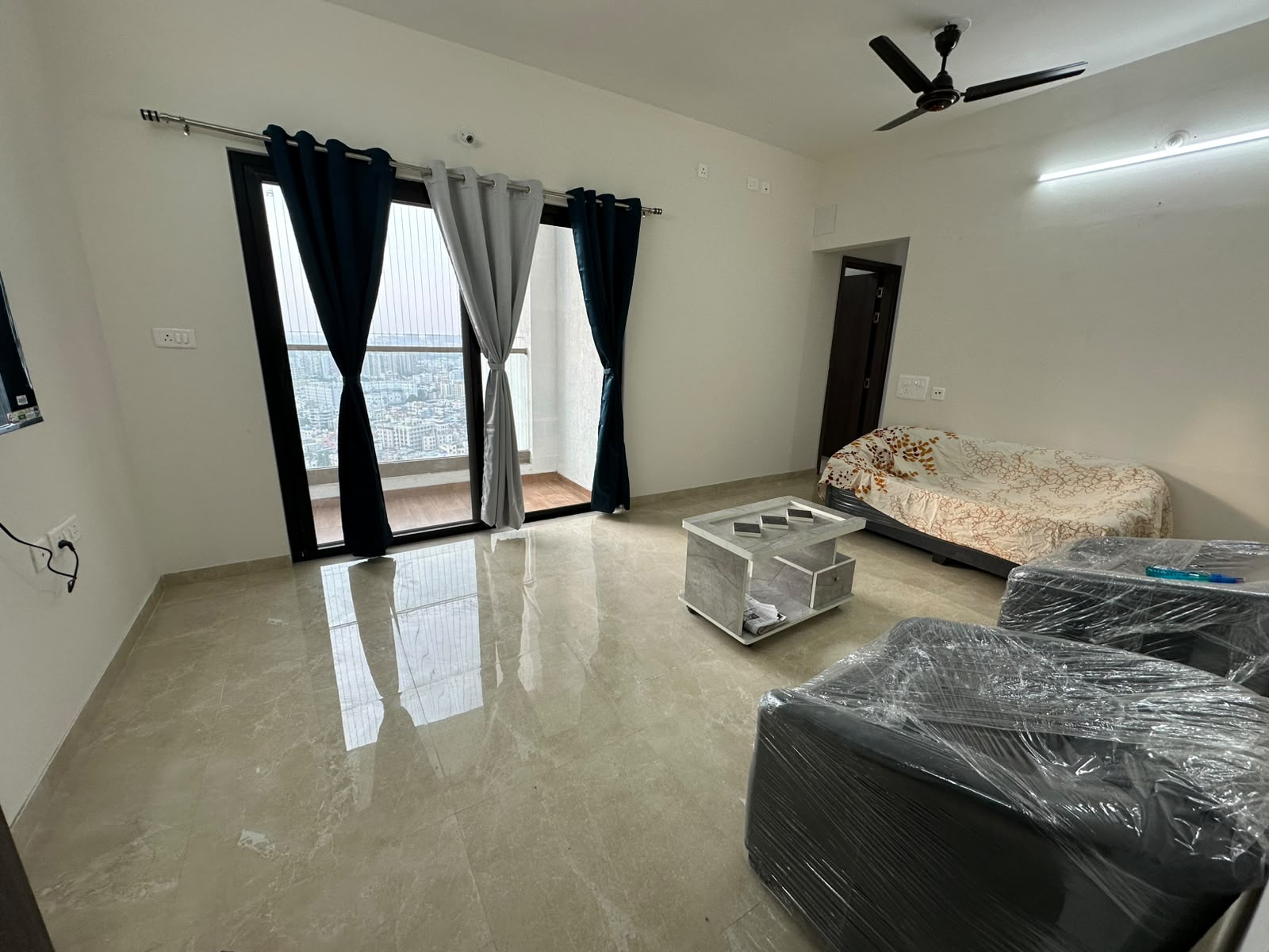 2bhk Fully furnished Riverdale Kharadi property in Kharadi, Pune