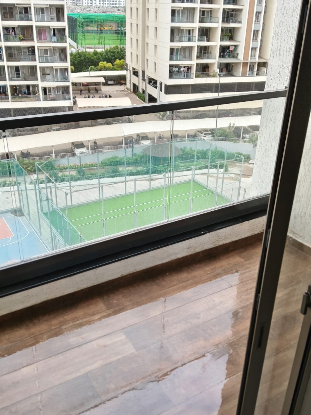 Brand new 3bhk Semifurnished flat on rent. Majestique Towers Kharadi property in Kharadi, Pune