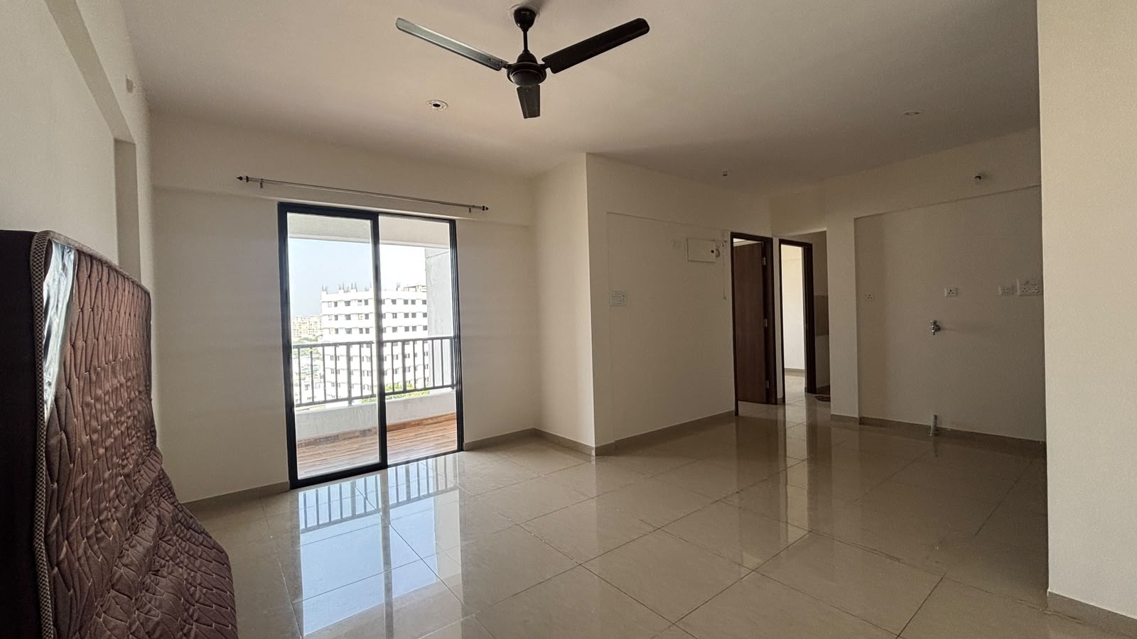Semifurnished 2bhk Flat ivy Nia Wagholi property in Wagholi, Pune
