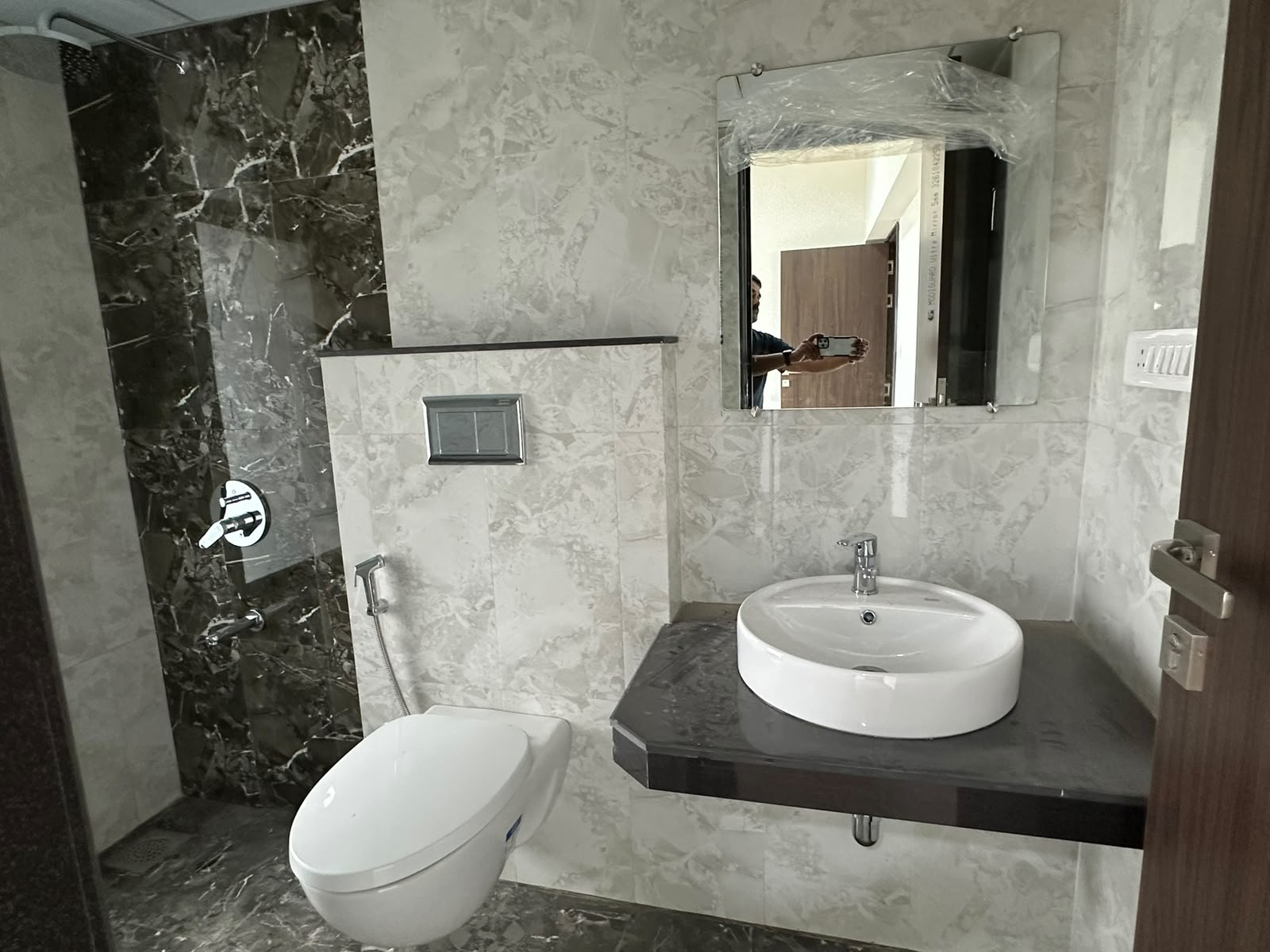 2bhk flat on rent Goel Ganga Altus Kharadi property in Kharadi, Pune